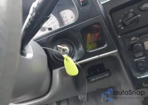 2002 Toyota Tacoma Xtracab из США, поврежденный, VIN 5TEWM72N32Z092658